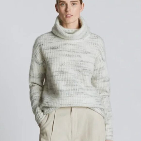 Everlane The Cloud Alpaca Oversized Turtleneck Sweater - Picture 1 of 5